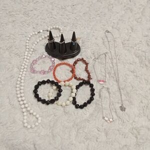 4/$20**Kids/Preteen Fashion Jewllery Set (13 Items)